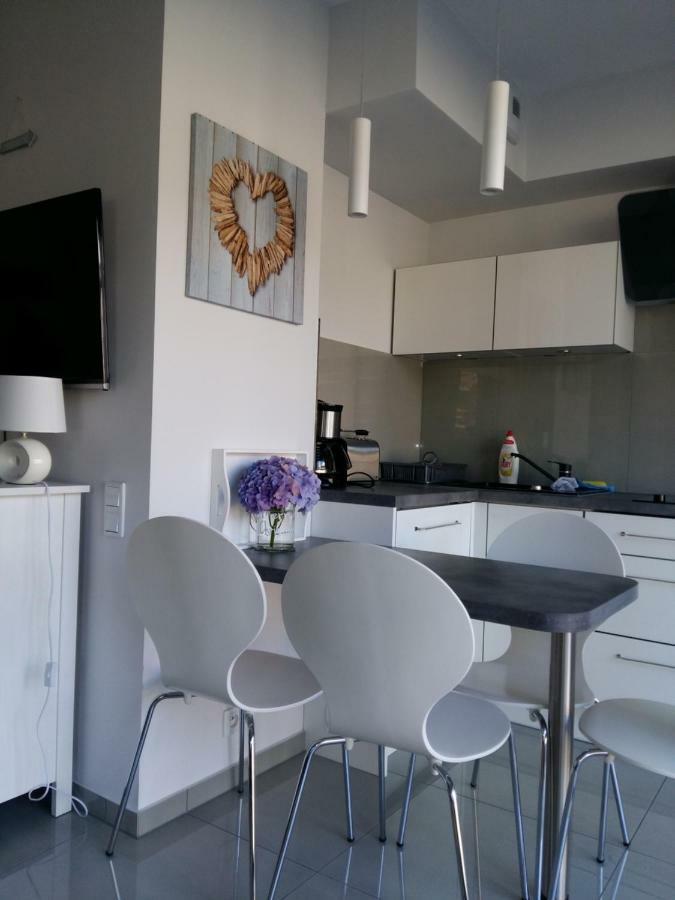 Gracja Horyzont-Apartament Z Parkingiem Miedzyzdroje Ngoại thất bức ảnh