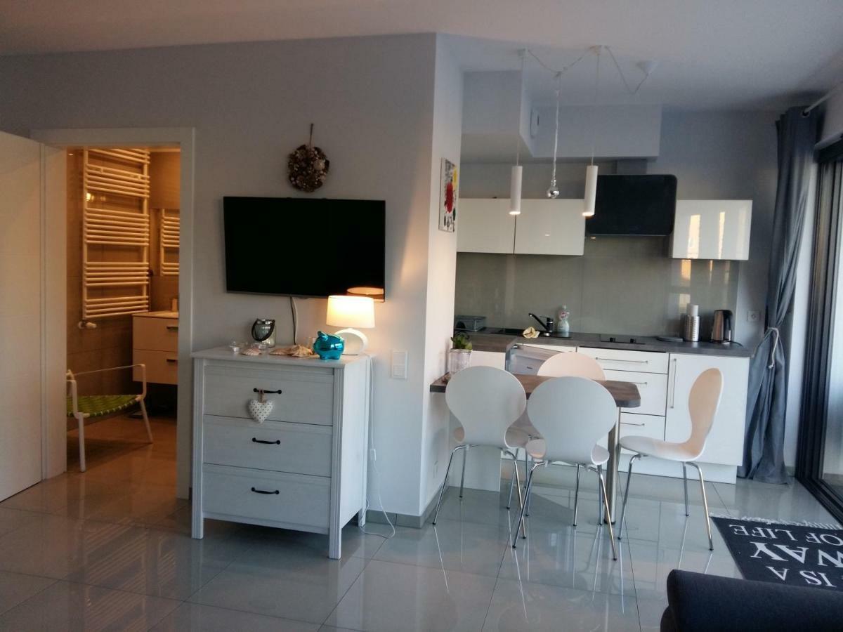 Gracja Horyzont-Apartament Z Parkingiem Miedzyzdroje Ngoại thất bức ảnh