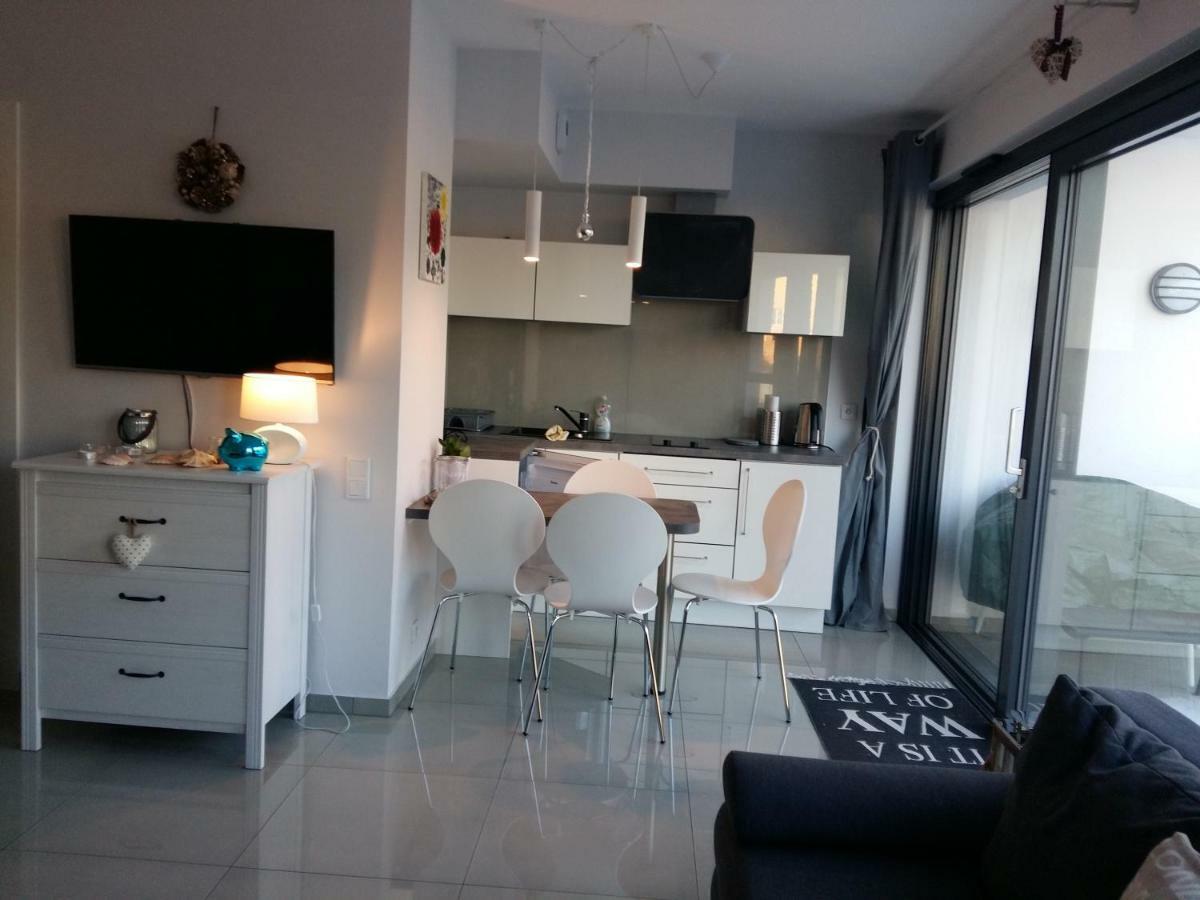 Gracja Horyzont-Apartament Z Parkingiem Miedzyzdroje Ngoại thất bức ảnh
